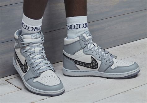 jordan 1 and dior|Dior x Nike Air Jordan 1: Official Release Information & Images.